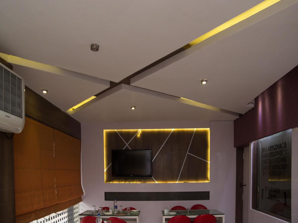 Oyo 3881 Venus Nxt Hotel Bhubaneswar Luaran gambar